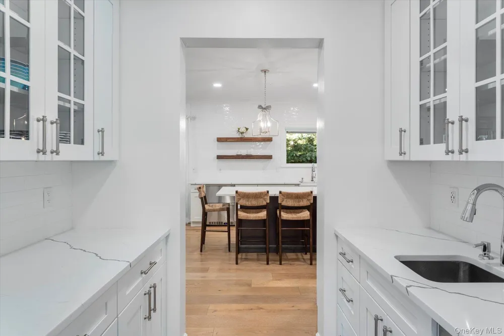 45 Old Sag Harbor Road Southampton, NY 11968