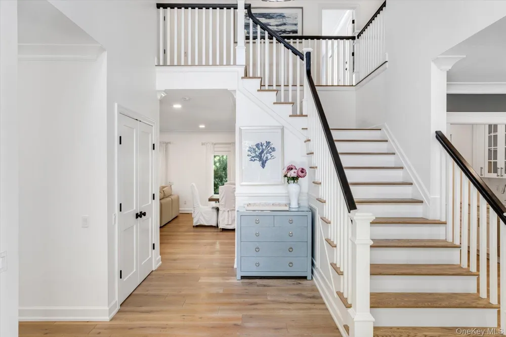 45 Old Sag Harbor Road Southampton, NY 11968