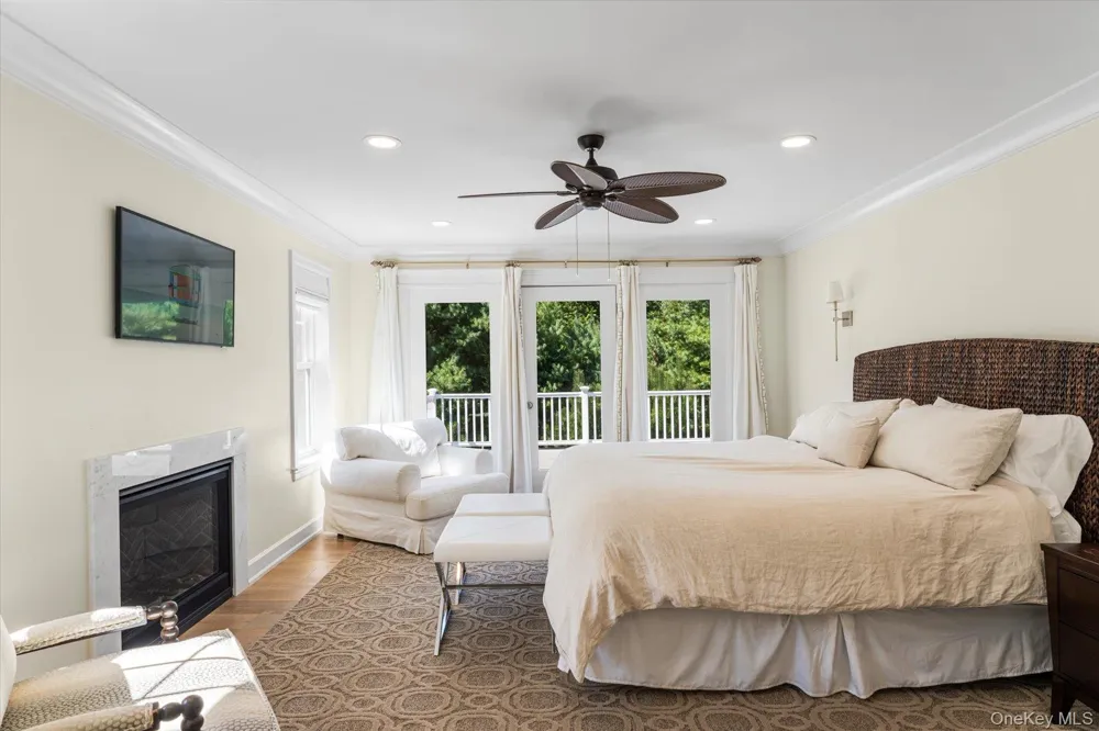 45 Old Sag Harbor Road Southampton, NY 11968
