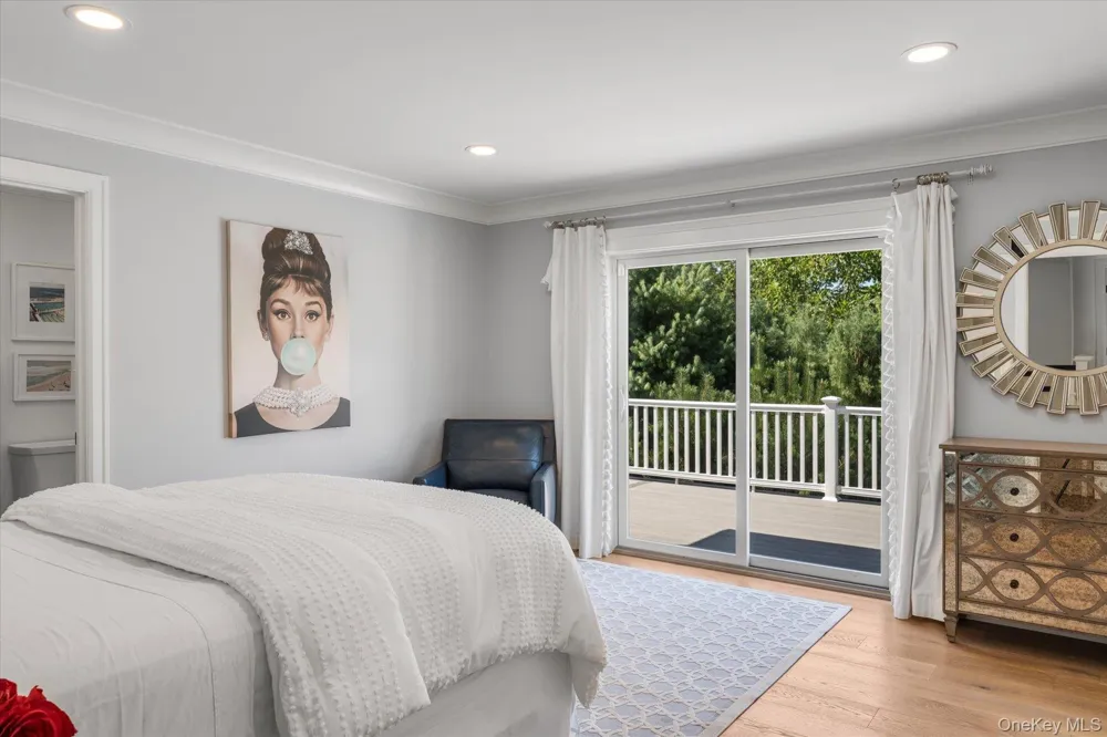 45 Old Sag Harbor Road Southampton, NY 11968