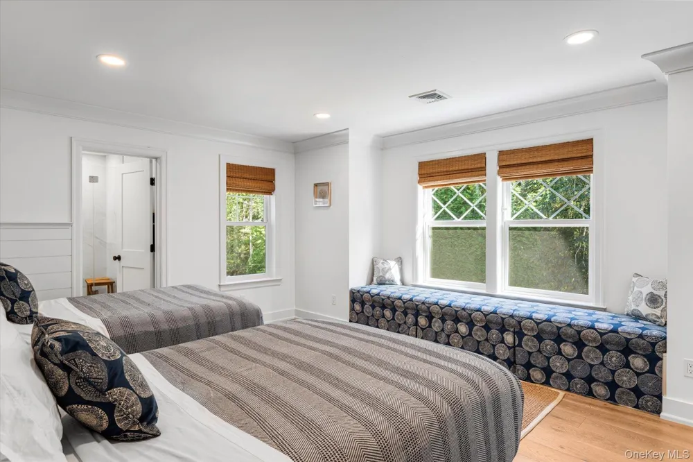 45 Old Sag Harbor Road Southampton, NY 11968