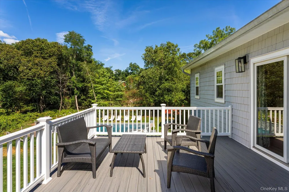 45 Old Sag Harbor Road Southampton, NY 11968