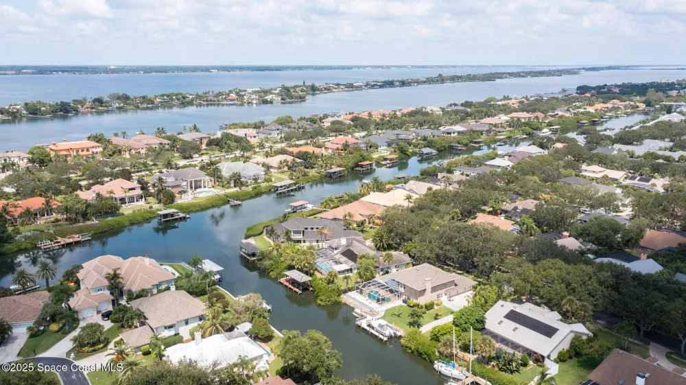 138 Windward Way Indian Harbour Beach, FL 32937