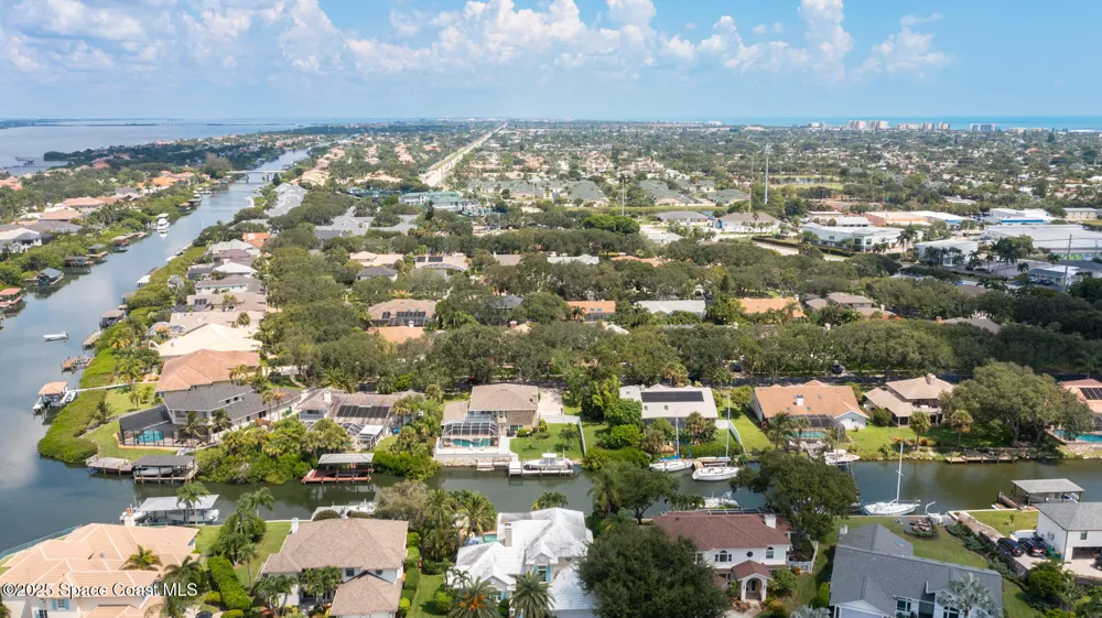 138 Windward Way Indian Harbour Beach, FL 32937