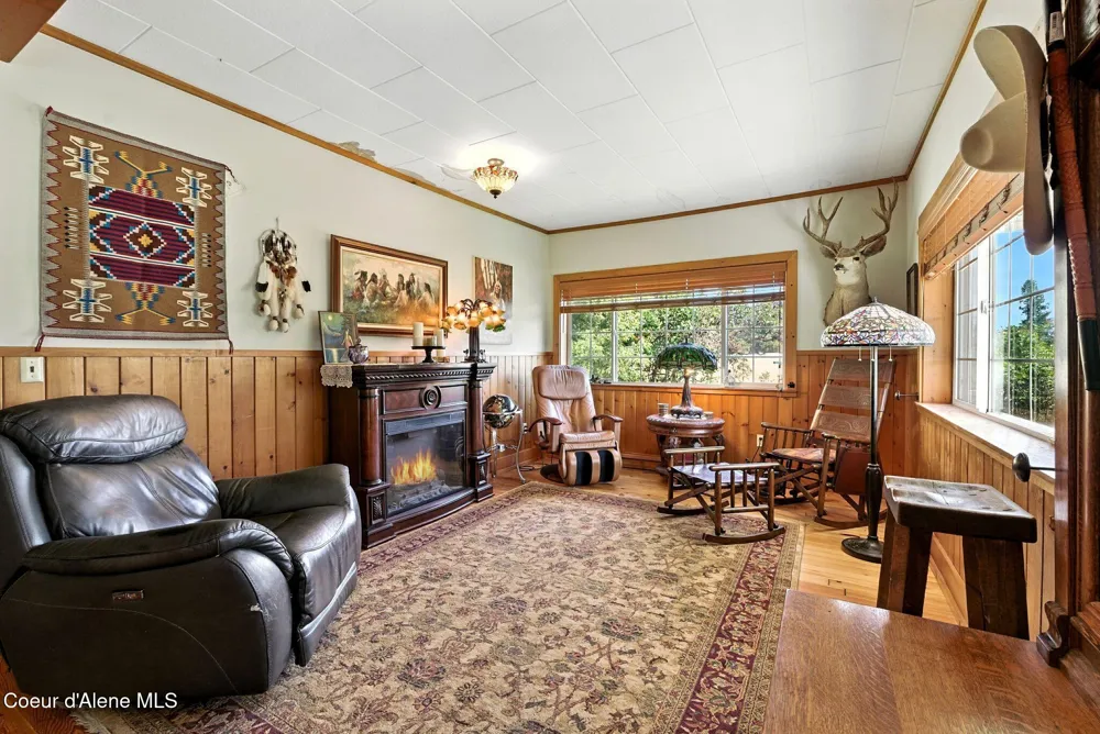 195 Key Ranch Road Sagle, ID 83860