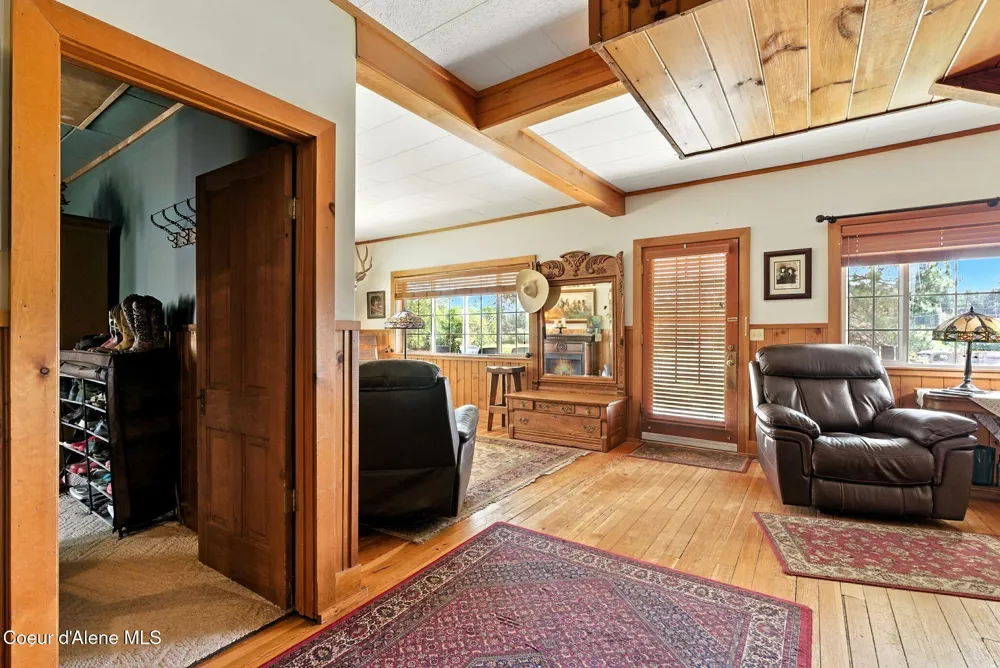 195 Key Ranch Road Sagle, ID 83860