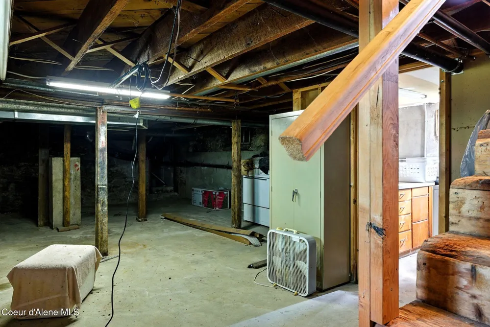 195 Key Ranch Road Sagle, ID 83860
