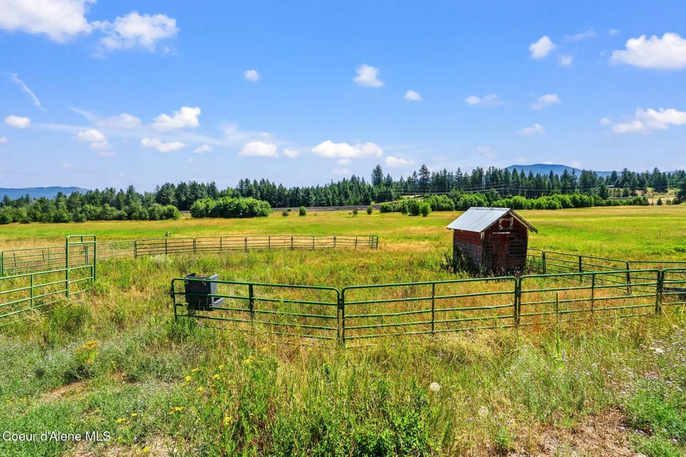 195 Key Ranch Road Sagle, ID 83860