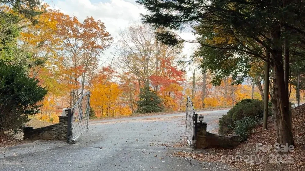 630 Melrose Mountain Road Tryon, NC 28782