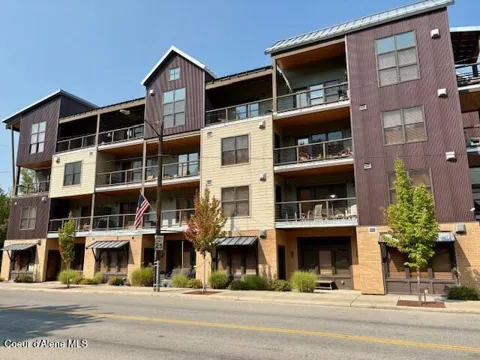 834 McKinley Avenue #204