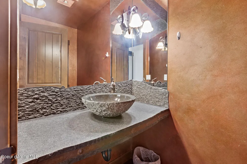 6126 S GOZZER ROAD Harrison, ID 83833