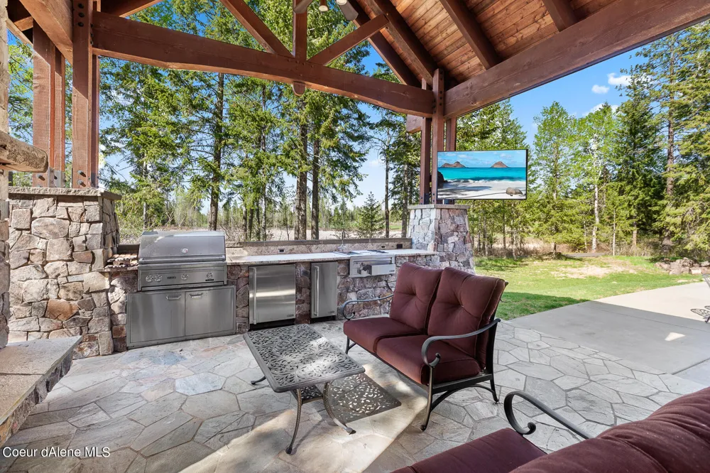 6126 S GOZZER ROAD Harrison, ID 83833
