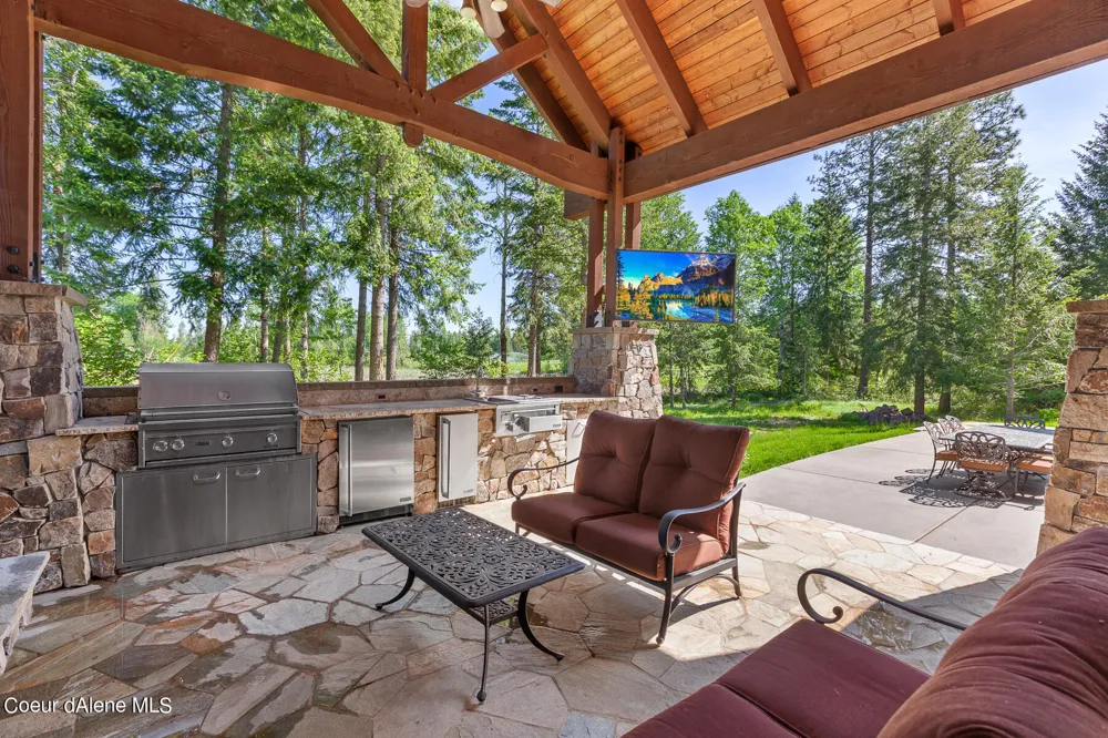 6126 S GOZZER ROAD Harrison, ID 83833