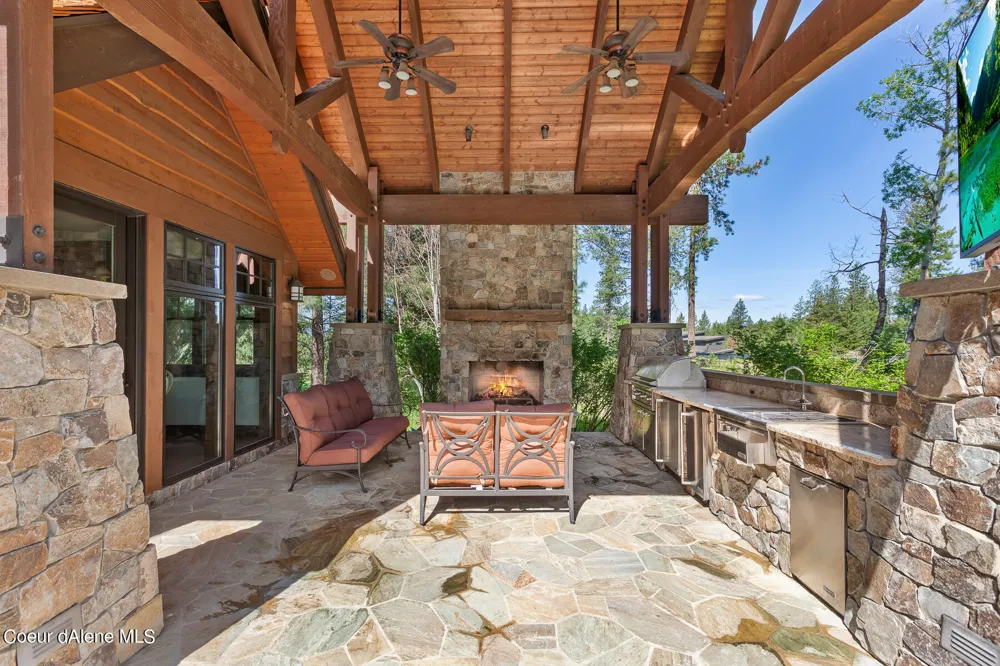 6126 S GOZZER ROAD Harrison, ID 83833