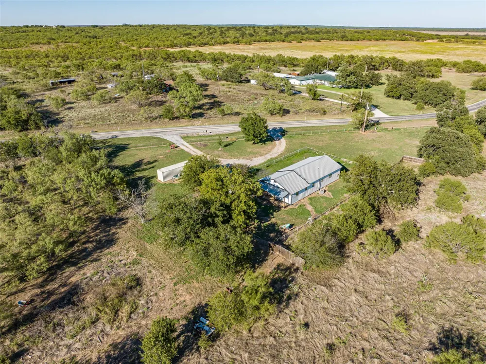 701 Fm 209 E Woodson, TX 76491