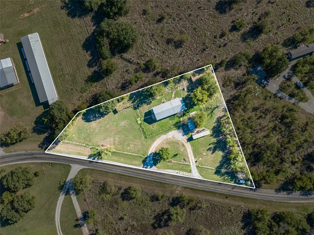 701 Fm 209 E Woodson, TX 76491