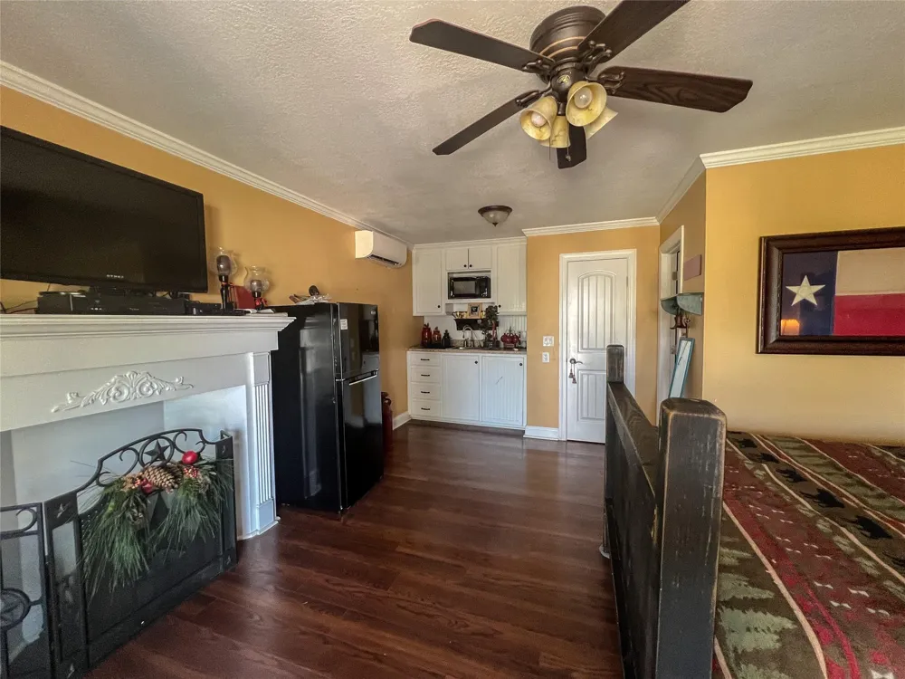 9500 Mayfield Avenue #C Shiro, TX 77876
