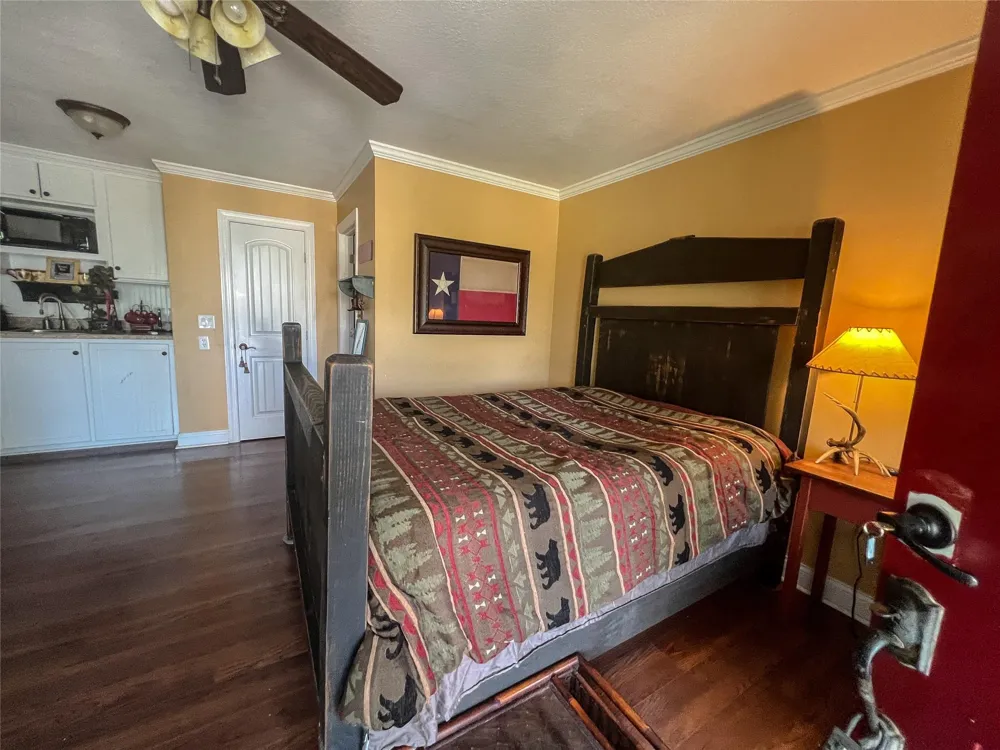 9500 Mayfield Avenue #C Shiro, TX 77876