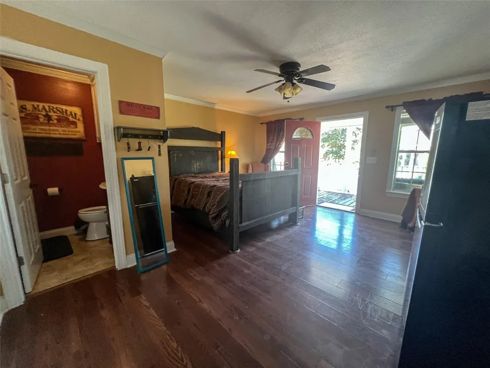 9500 Mayfield Avenue #C Shiro, TX 77876