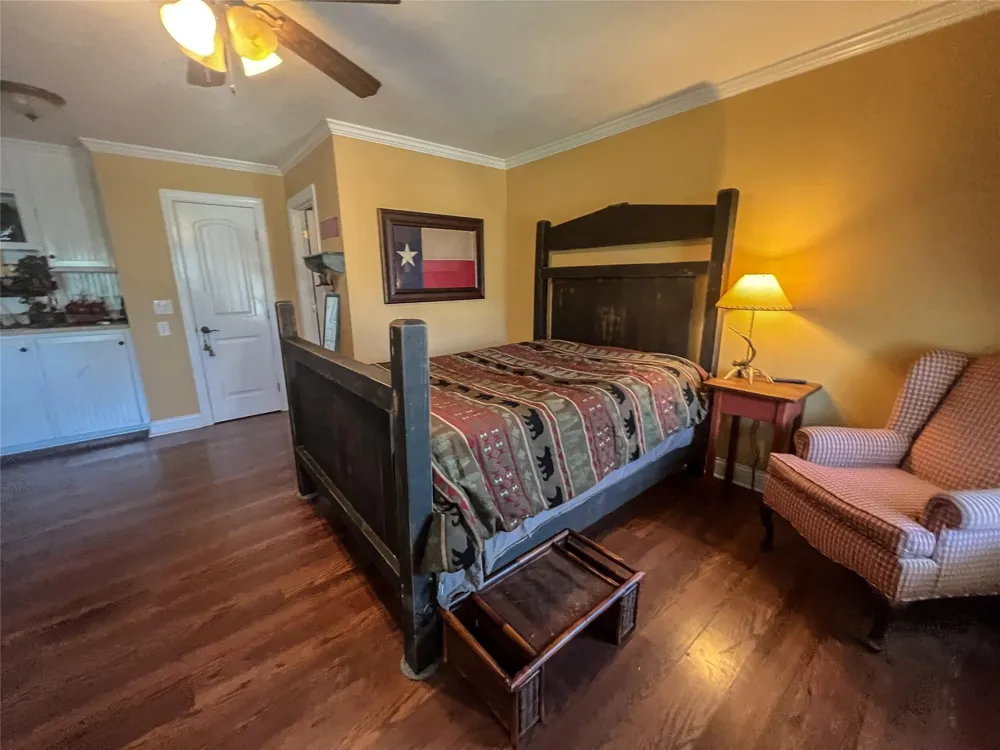 9500 Mayfield Avenue #C Shiro, TX 77876