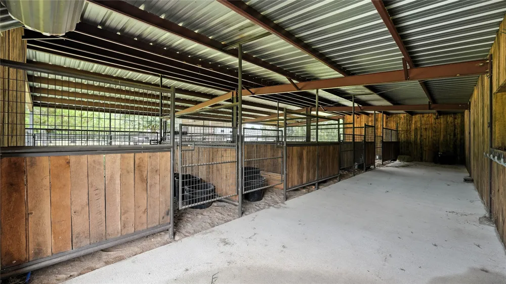 705 Antioch Road Paige, TX 78659