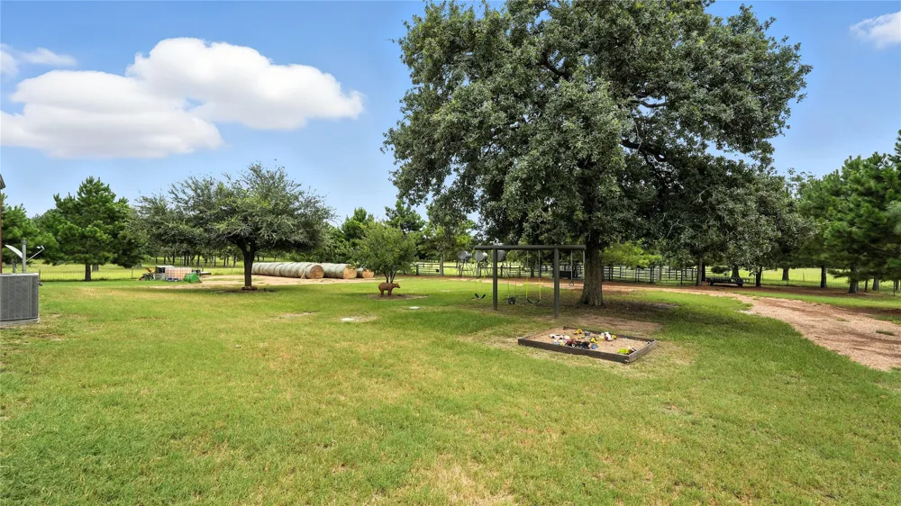 705 Antioch Road Paige, TX 78659
