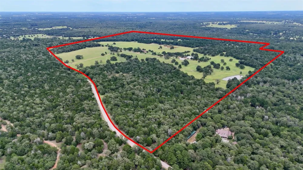 705 Antioch Road Paige, TX 78659
