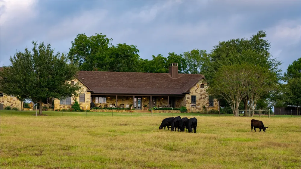 705 Antioch Road Paige, TX 78659