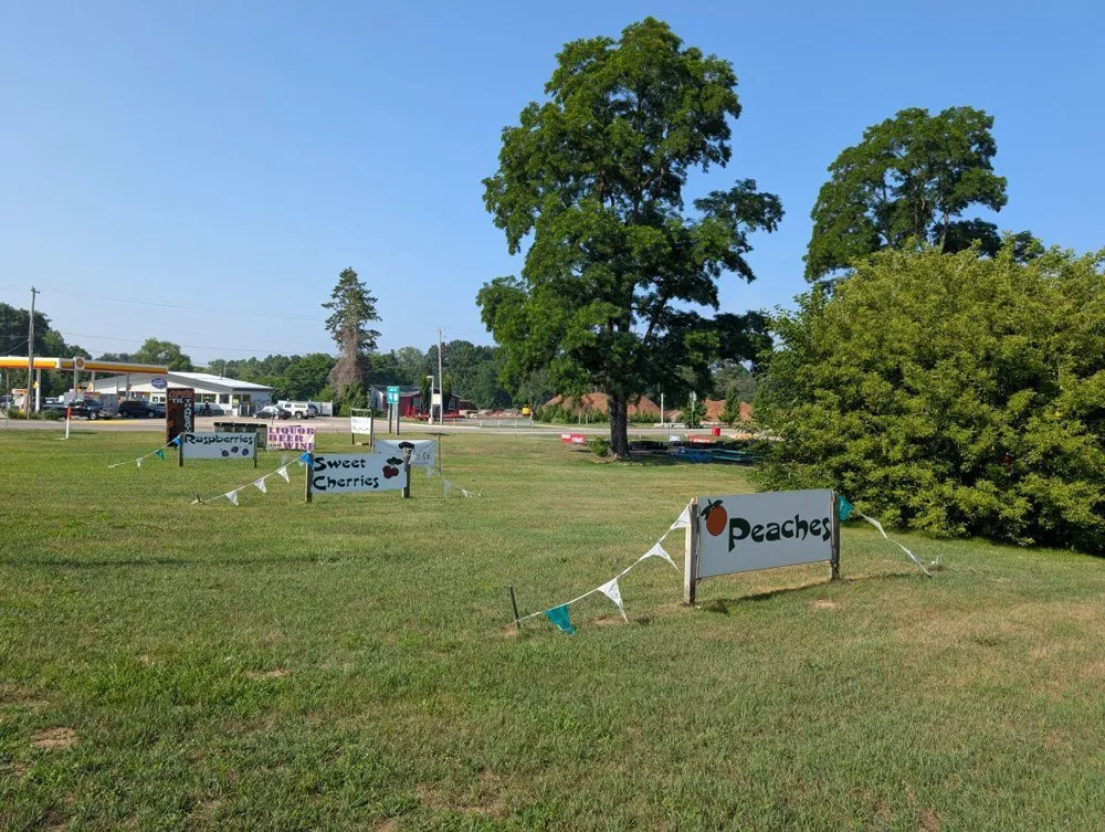 6821 124th Avenue Fennville, MI 49408