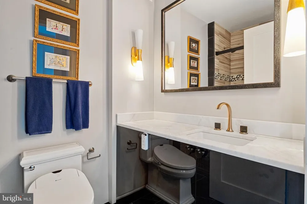 1414 S PENN SQUARE #22B Philadelphia, PA 19102