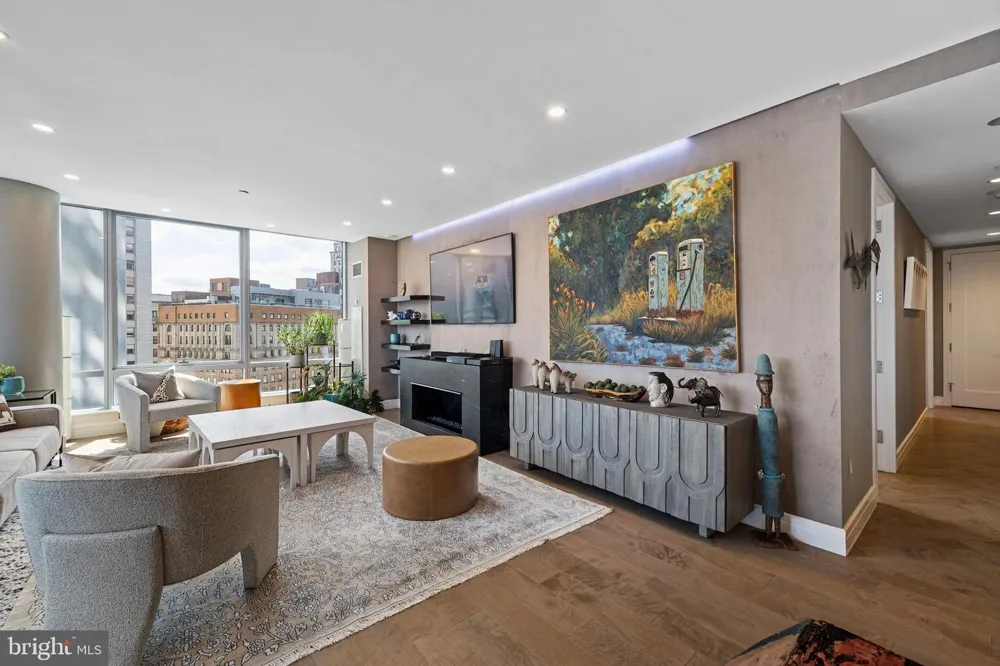1414 S PENN SQUARE #22B Philadelphia, PA 19102
