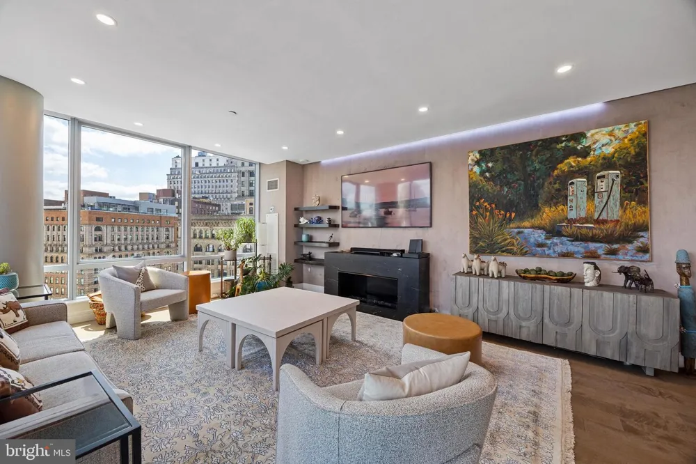 1414 S PENN SQUARE #22B Philadelphia, PA 19102