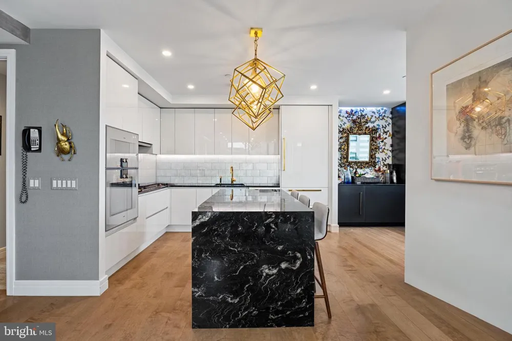 1414 S PENN SQUARE #22B Philadelphia, PA 19102