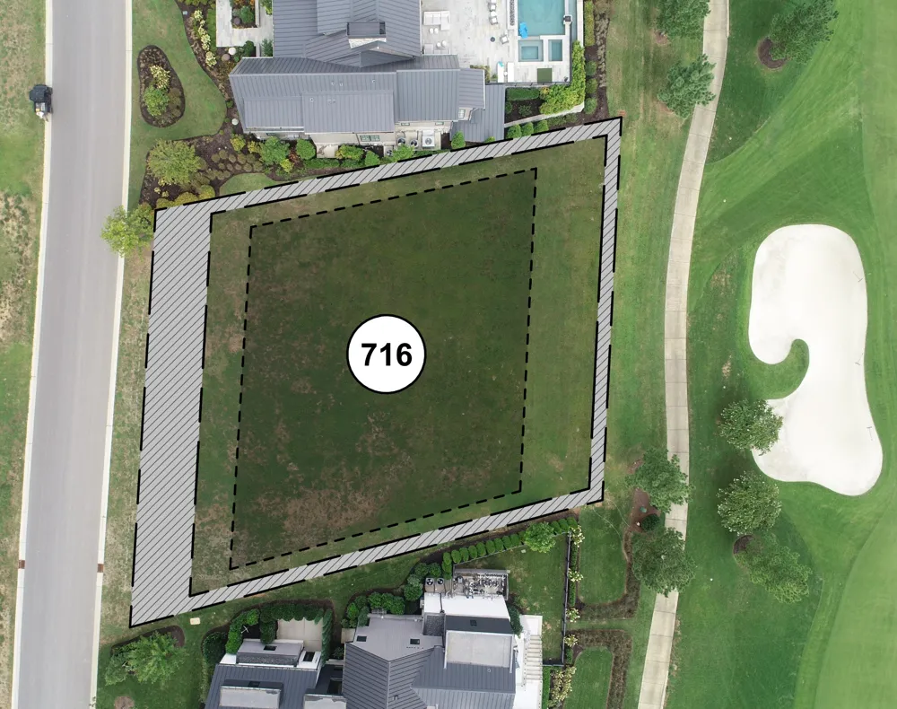 8020 Backwoods Pvt Dr College Grove, TN 37046