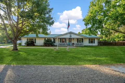 71 Shady Oaks Drive Drive