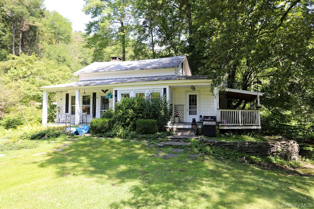 66 Raspberry Park Road Long Eddy, NY 12760