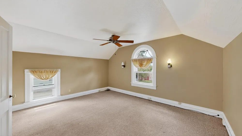 130,132,202 Winona Street SE Chatfield, MN 55923