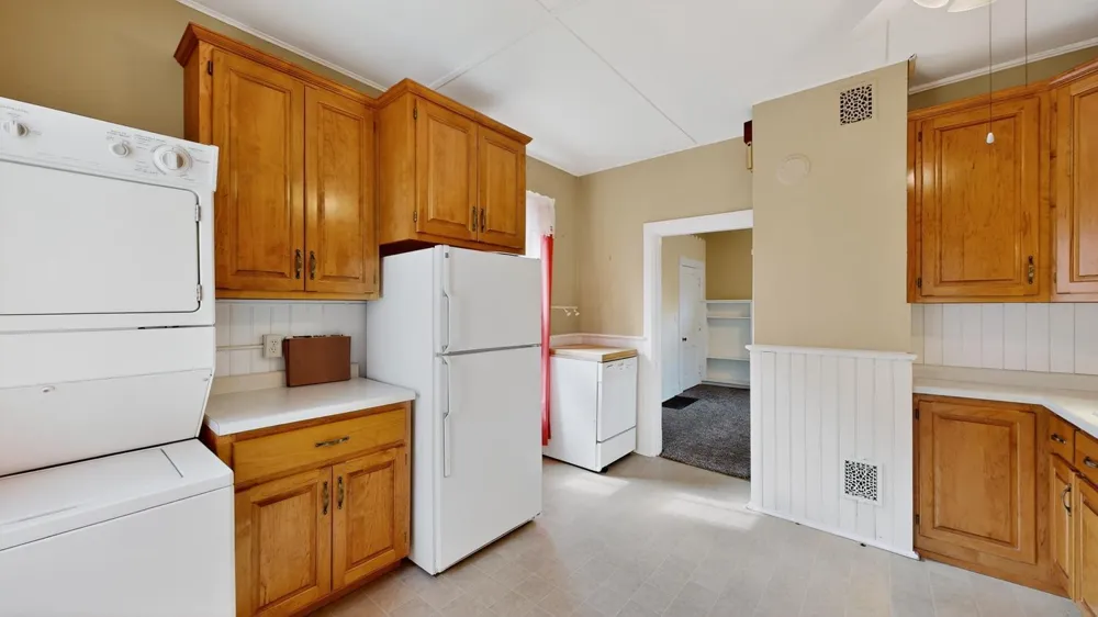 130,132,202 Winona Street SE Chatfield, MN 55923