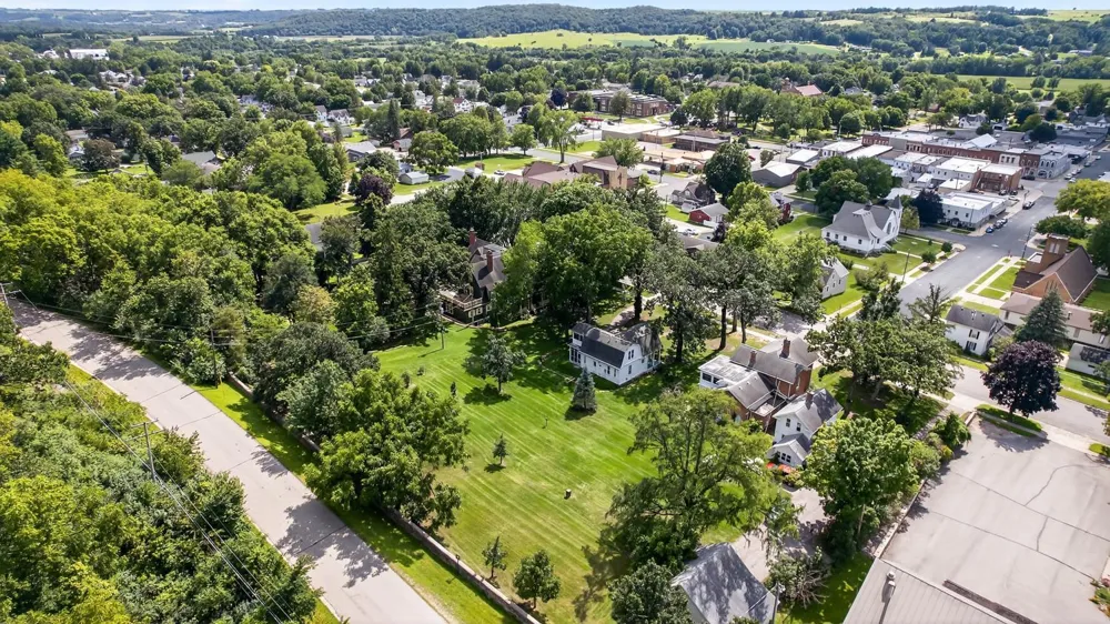 130,132,202 Winona Street SE Chatfield, MN 55923