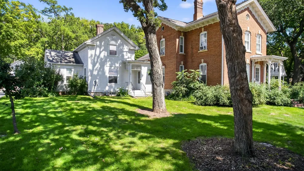 130,132,202 Winona Street SE Chatfield, MN 55923