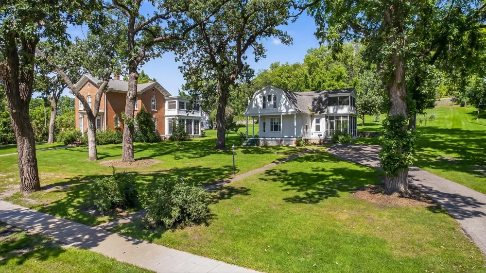 130,132,202 Winona Street SE Chatfield, MN 55923