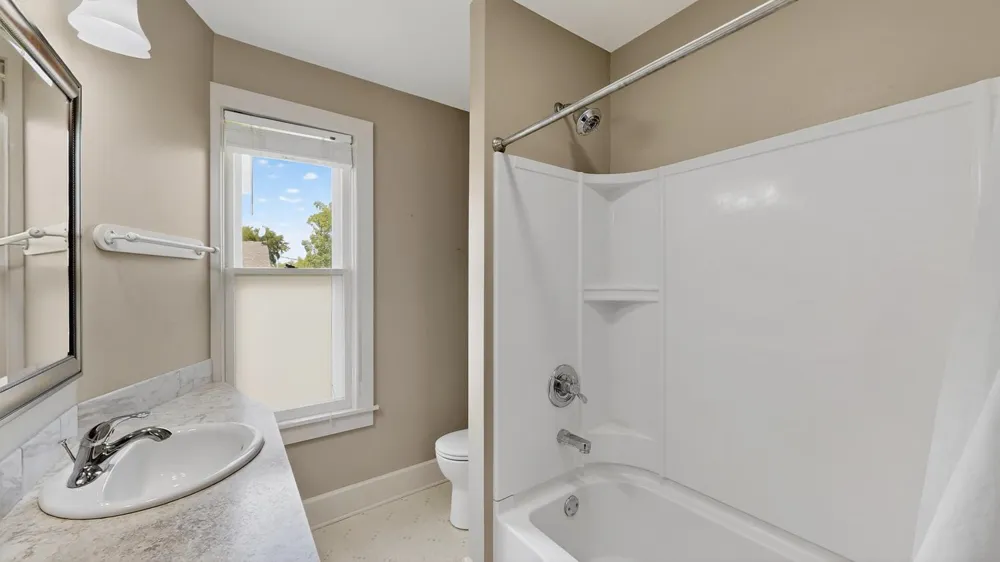 130,132,202 Winona Street SE Chatfield, MN 55923