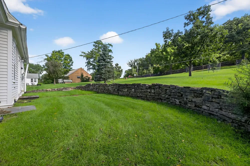 130,132,202 Winona Street SE Chatfield, MN 55923