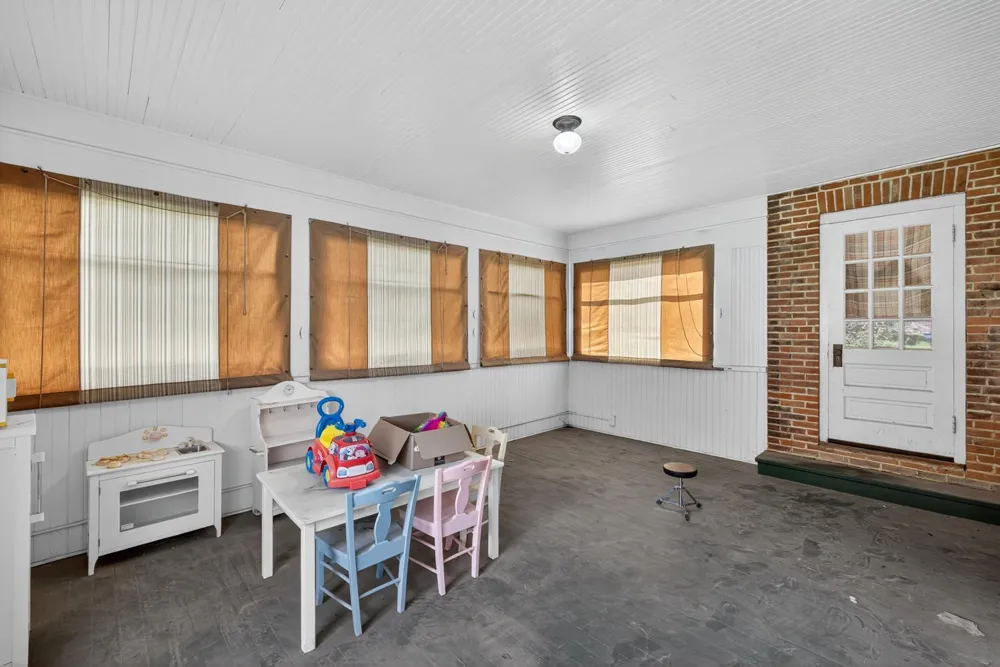 130,132,202 Winona Street SE Chatfield, MN 55923