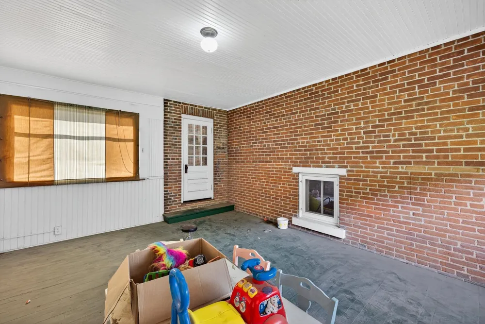 130,132,202 Winona Street SE Chatfield, MN 55923