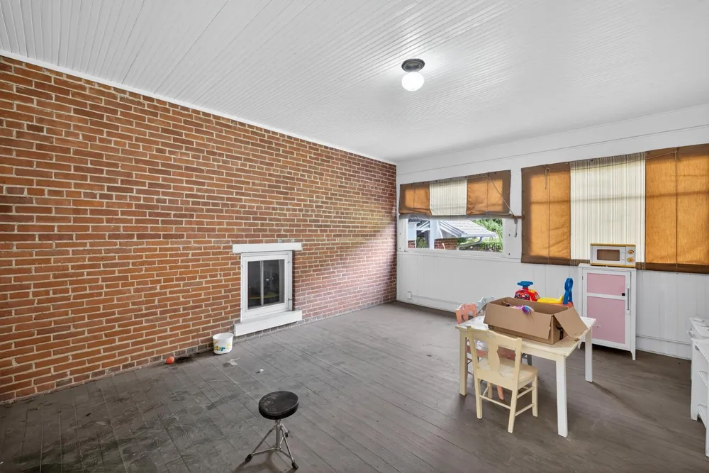 130,132,202 Winona Street SE Chatfield, MN 55923