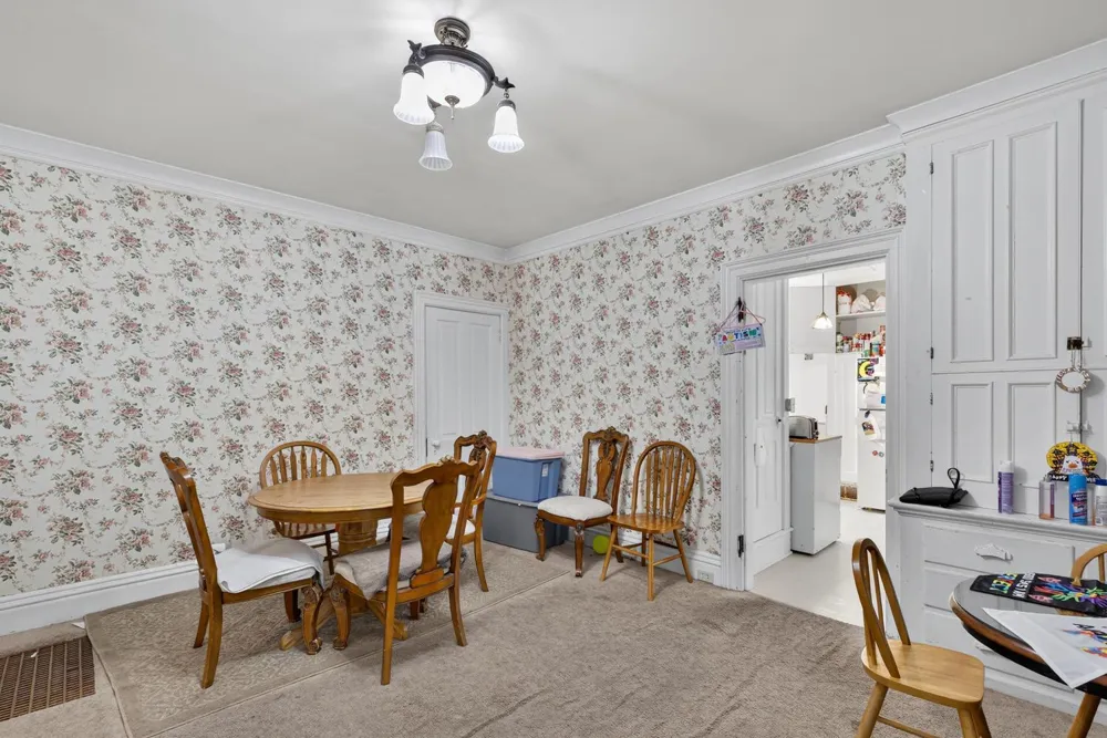 130,132,202 Winona Street SE Chatfield, MN 55923