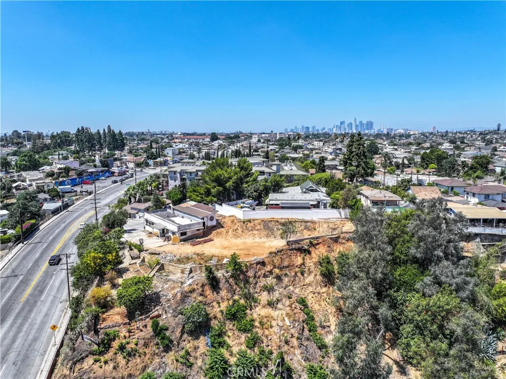 114 Bonnie Beach Place East Los Angeles, CA 90063