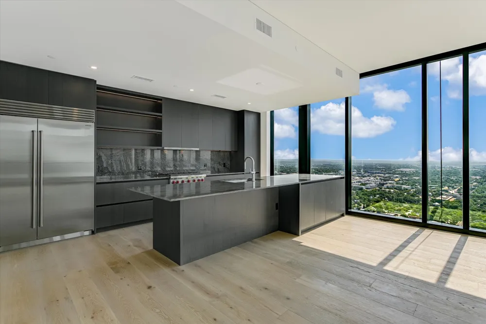 610 Davis Street #3801 Austin, TX 78701