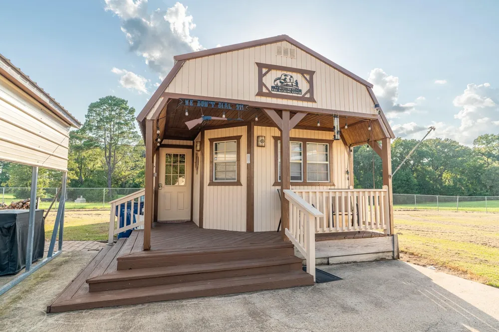 5819 County Road 1170 Kennard, TX 75925